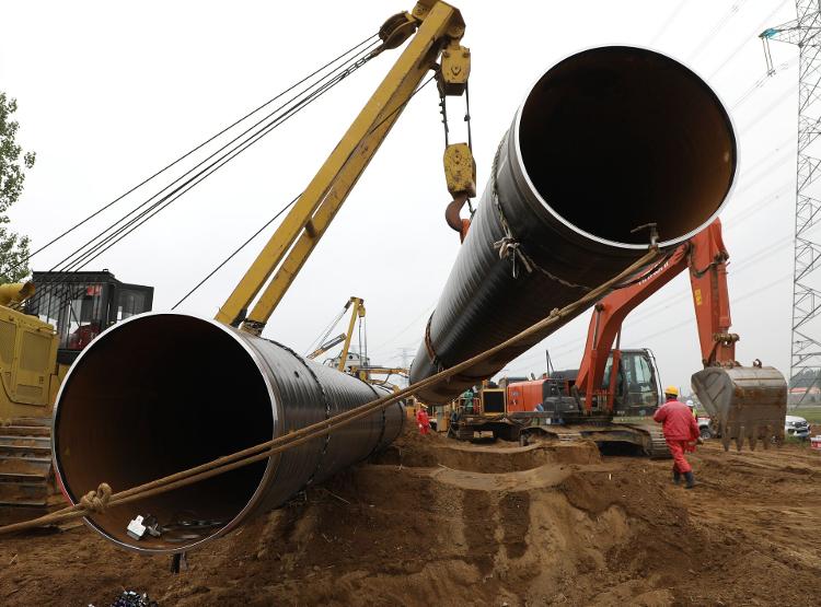 干线天然气管道工程加紧施工